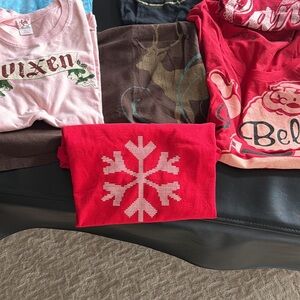 Woman’s Lot of 7 Holiday T-shirts, Size XXL